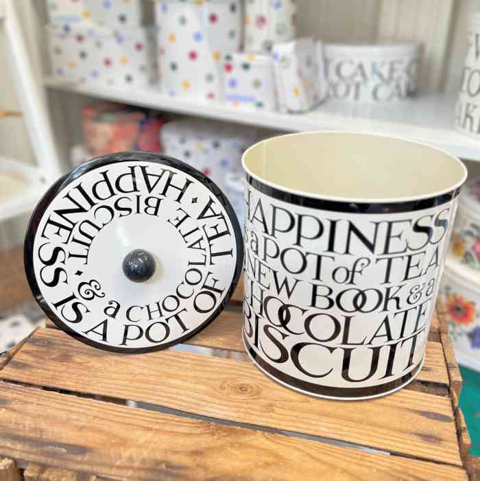 emma-bridgewater-black-toast-biscuit-barrel-tin