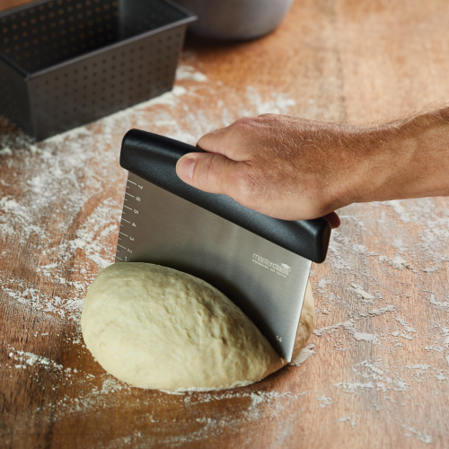 masterclass-stainless-steel-dough-cutter
