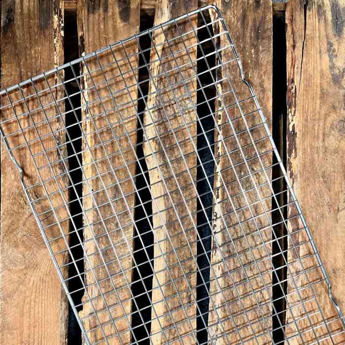 rectangular-cooling-rack