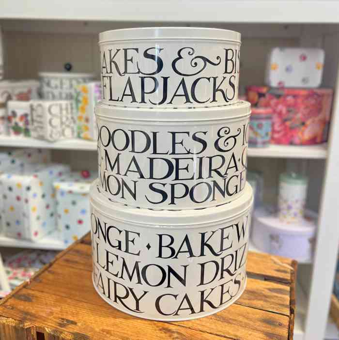 emma-bridgewater-black-toast-round-cake-storage-tins-sold-separately