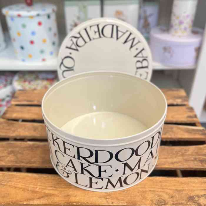 emma-bridgewater-black-toast-round-cake-storage-tins-sold-separately