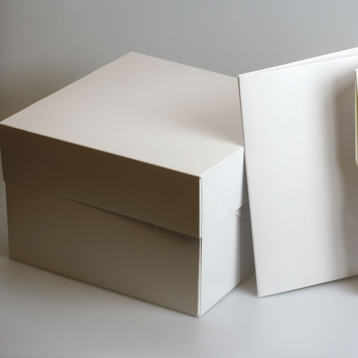 square-cardboard-cake-boxes-4-sizes