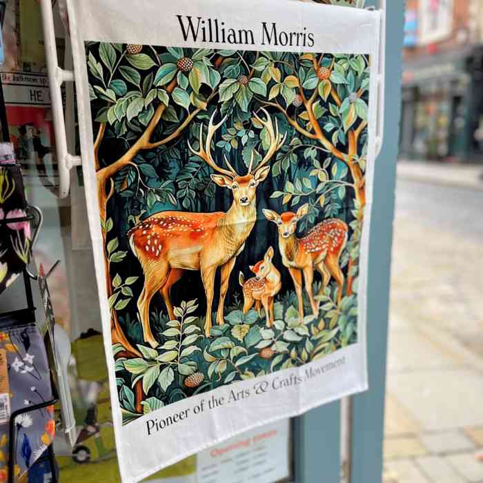 william-morris-deers-100-cotton-tea-towel