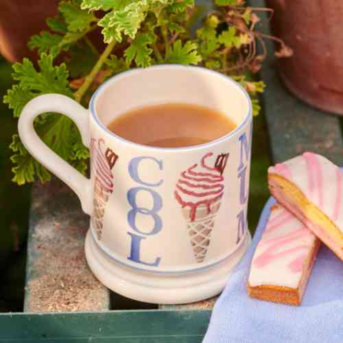 emma-bridgewater-cool-mum-half-pint-mug