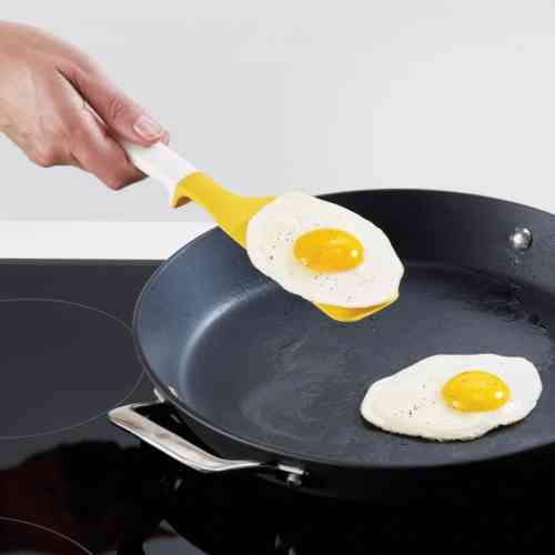 joseph-joseph-elevate-yellow-egg-spatula